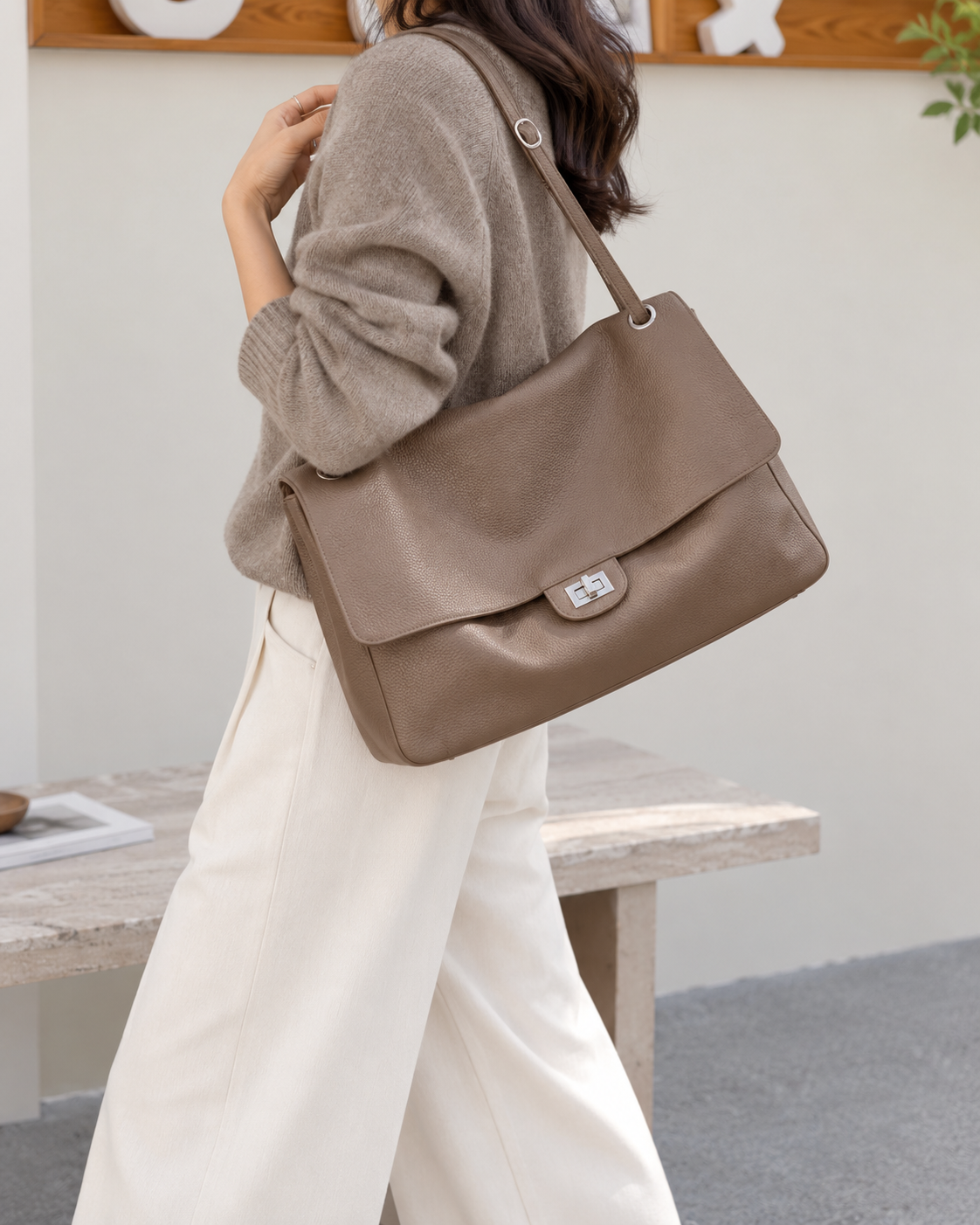 ARIANE L TAUPE Preorder