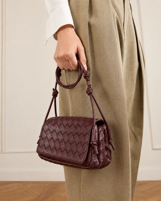 Lina Burgundy, crossbody tejido de cuero de Peregrina - vista adicional 7